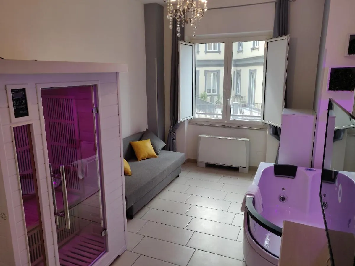Suite De Gasperi Naples 0*,  Italie