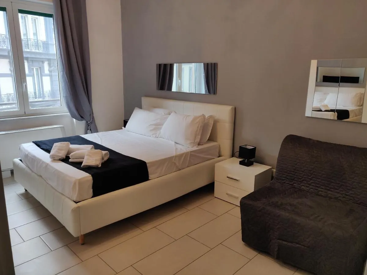 Suite De Gasperi Naples Italie